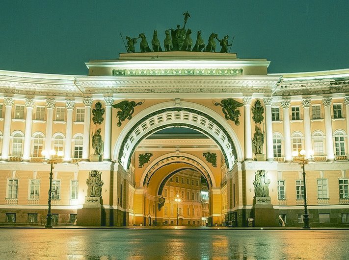 Арка Главного штаба в Санкт Петербурге
